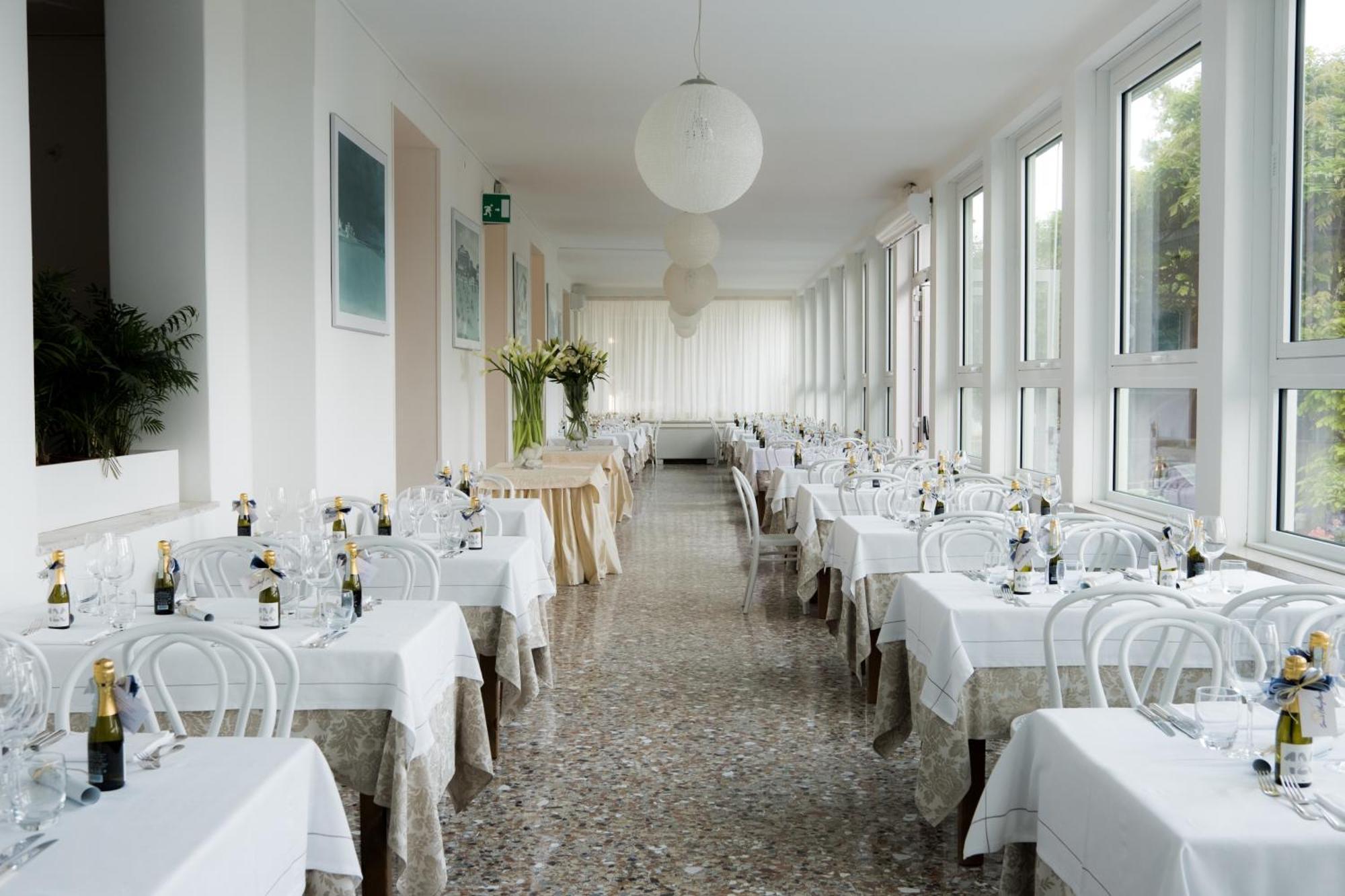 Grande Albergo Marin Линьяно-Саббьядоро Экстерьер фото